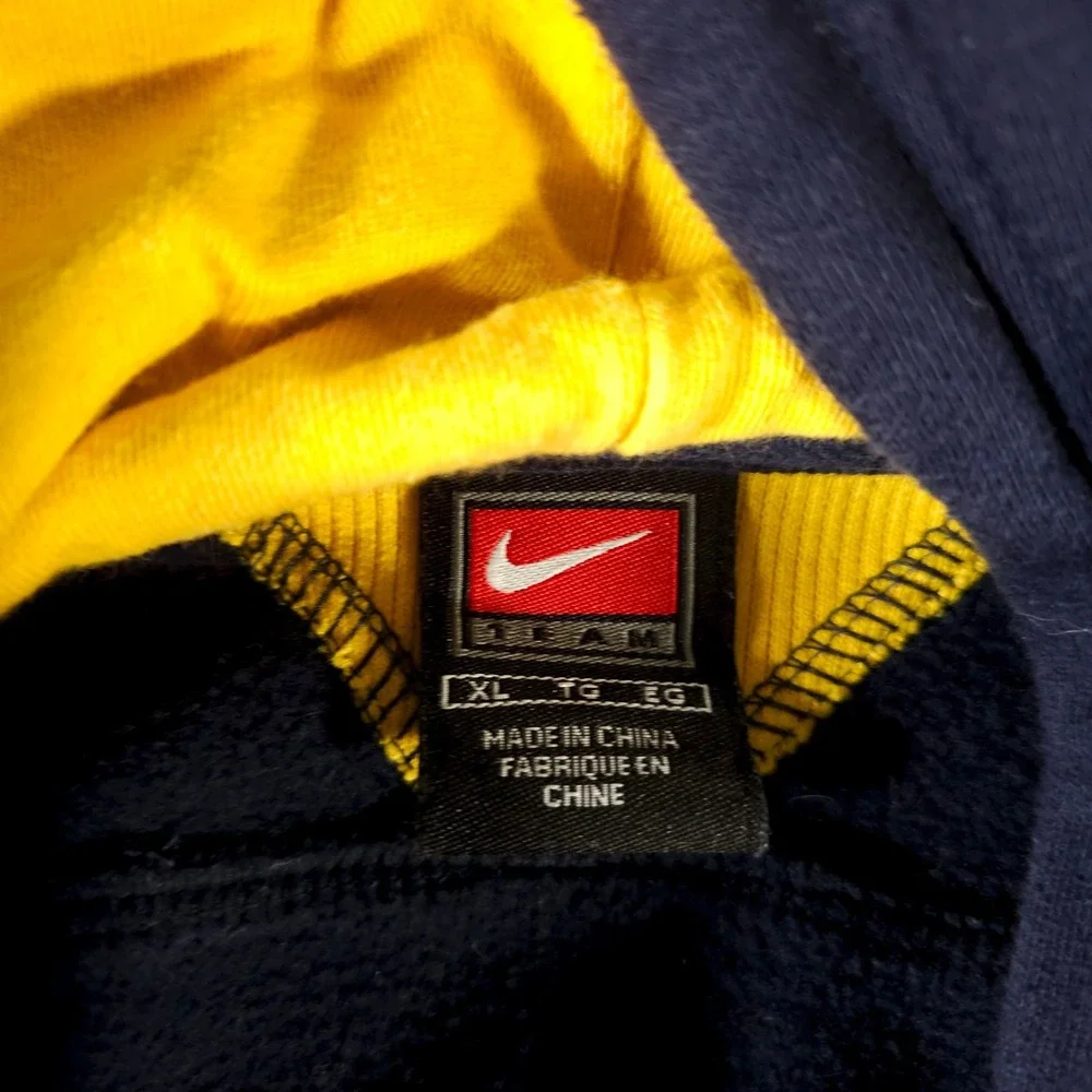 90s Y2K Marquette Golden Eagles Sweatshirt Mens XL Blue Nike Pullover Elite‎